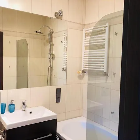 דירה Sloneczny Apartament Na Wakacje/ Opener Niedaleko Centrum Gdyni I Sopotu גדינייה